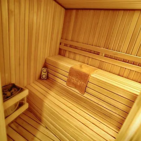 Aloha Hills Club Pools Gym 아파트